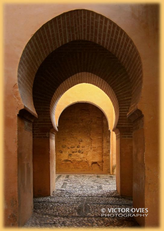 Entrance to the Arab Baths of Comares from the Lindaraja Quartyard